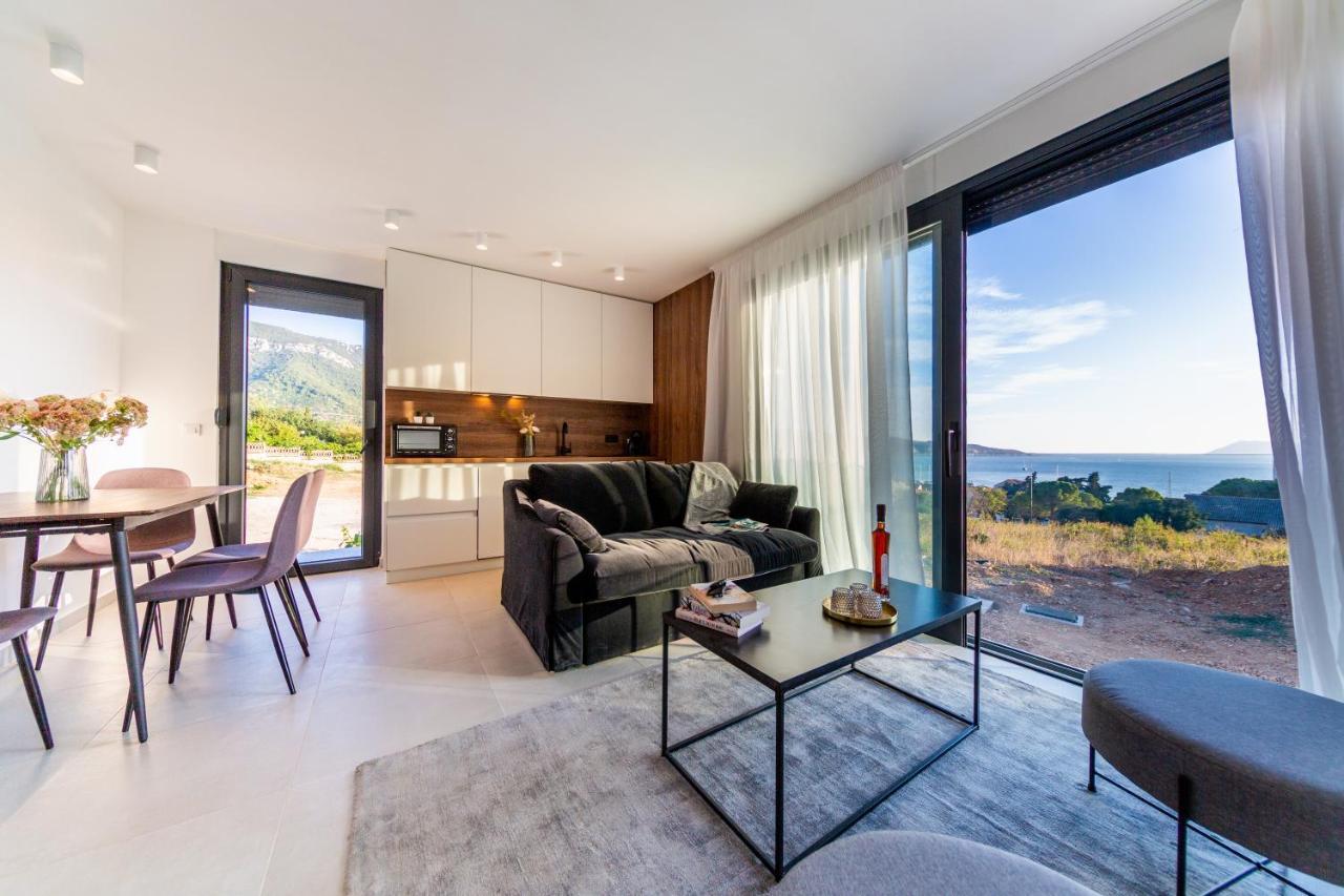Villa Luce Комижа Екстер'єр фото
